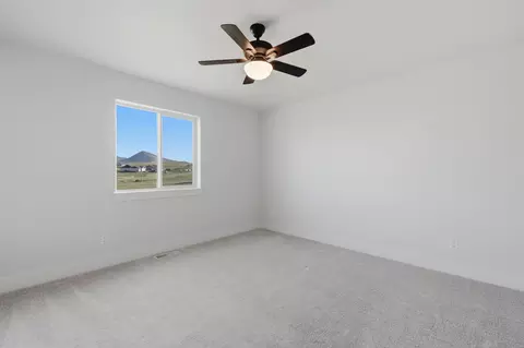 Bedroom - 17 Durango Trl, Three Forks, MT 59752 photo 1 of 10