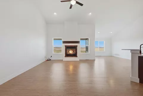 Living - 17 Durango Trl, Three Forks, MT 59752 photo 2 of 3