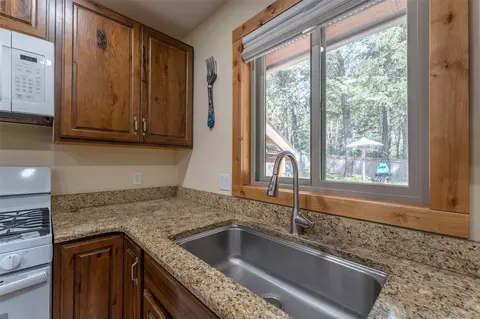 Kitchen - 331 Peaceful Dr, Bigfork, MT 59911 photo 8 of 8