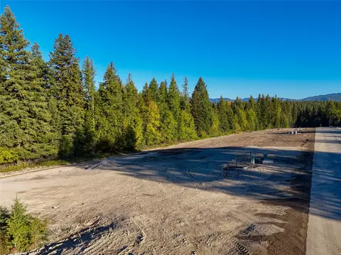 507 Gleneagles Trl, Columbia Falls, MT 59912