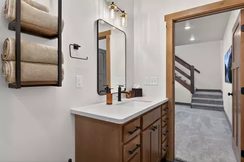 Bath - 34 Cox Creek Ln, Cascade, MT 59421 photo 11 of 11