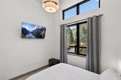 Bedroom - 34 Cox Creek Ln, Cascade, MT 59421 photo 5 of 12