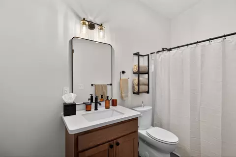 Bath - 34 Cox Creek Ln, Cascade, MT 59421 photo 6 of 11