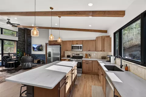 Kitchen - 34 Cox Creek Ln, Cascade, MT 59421 photo 1 of 5