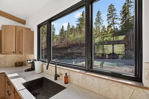 Kitchen - 34 Cox Creek Ln, Cascade, MT 59421 photo 3 of 5