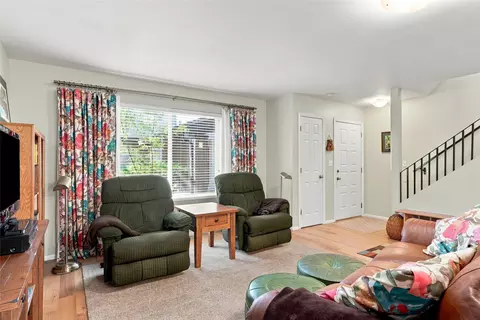 Living - 1170 Pine St, Hamilton, MT 59840 photo 3 of 3