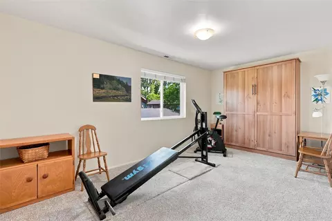Bedroom - 1170 Pine St, Hamilton, MT 59840 photo 4 of 4
