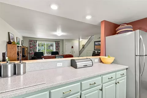 Kitchen - 1170 Pine St, Hamilton, MT 59840 photo 5 of 5