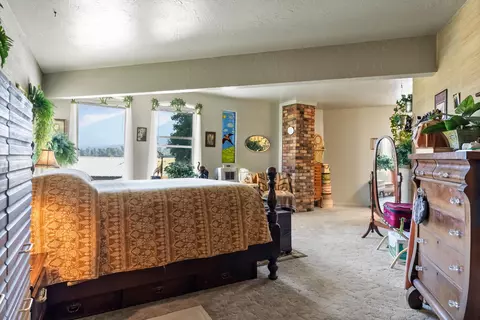 Bedroom - 1396 Thunder Rd, Arlee, MT 59821 photo 2 of 3