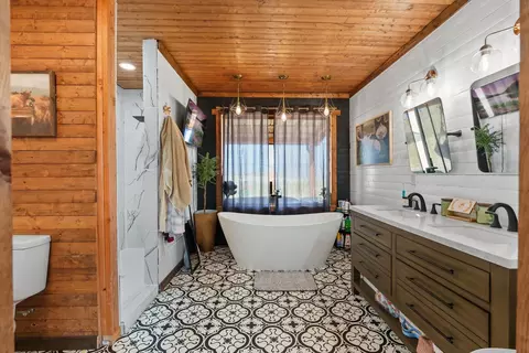 Bath - 69 Fox Hill Dr, Hall, MT 59837 photo 1 of 5