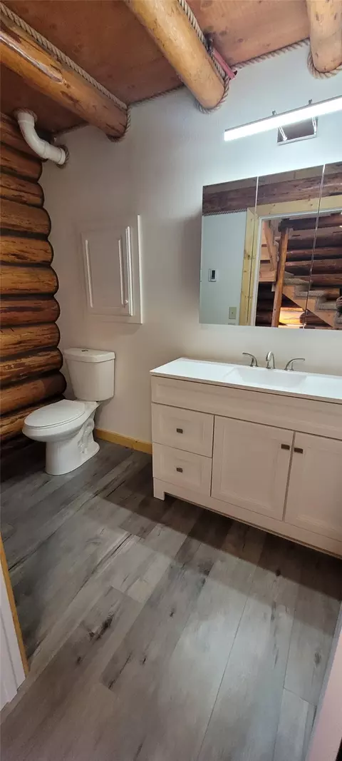 Bath - 37 Wades Rd, Libby, MT 59923 photo 1 of 2