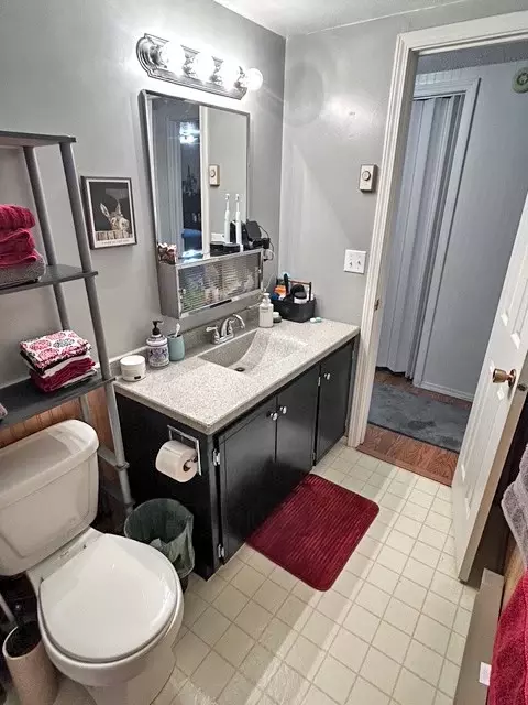 Bath - 1408 Idaho Ave, Libby, MT 59923 photo 4 of 4
