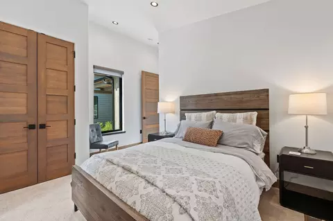 Bedroom - 1283 Lake Pointe Dr, Bigfork, MT 59911 photo 3 of 6