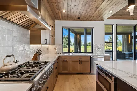 Kitchen - 1283 Lake Pointe Dr, Bigfork, MT 59911 photo 2 of 6