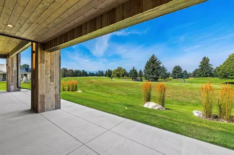 Exterior - 1283 Lake Pointe Dr, Bigfork, MT 59911 photo 8 of 12