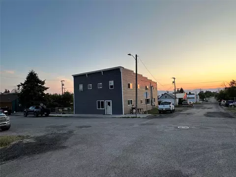 19 2nd Ave NE, White Sulphur Springs, MT 59645