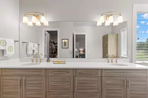 Bath - 9 Lariat Loop, Bozeman, MT 59715 photo 1 of 6