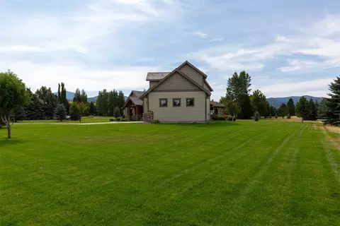 Exterior - 9 Lariat Loop, Bozeman, MT 59715 photo 11 of 22