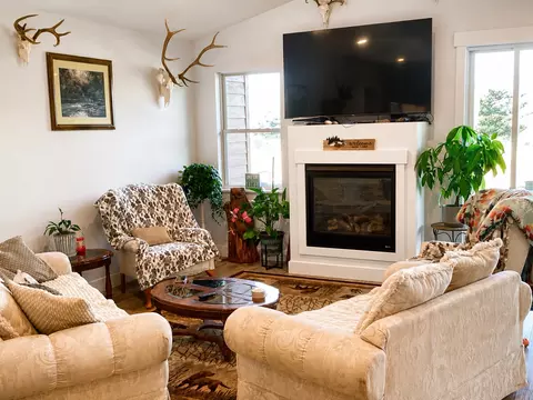 Living - 305 Timberwolf Dr, Polson, MT 59860 photo 2 of 3