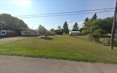 1210 2nd St E, Polson, MT 59860 photo 2