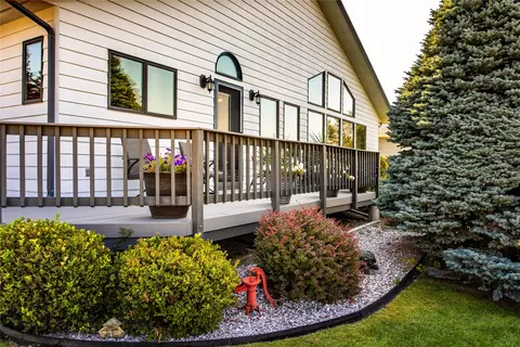 Exterior - 114 Eagle Dr, Polson, MT 59860 photo 3 of 23