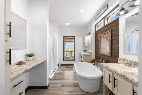 Bath - 83 Fox Hill Dr, Hall, MT 59837 photo 1 of 4