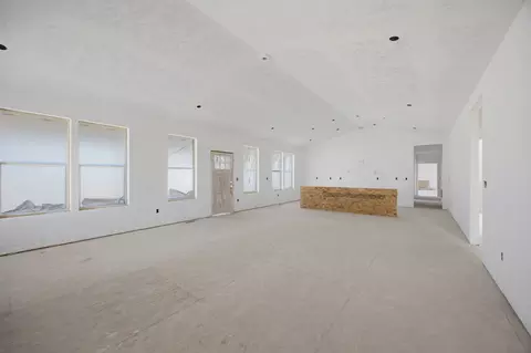 Living - 206 Lore Ln, Hamilton, MT 59840 photo 3 of 6