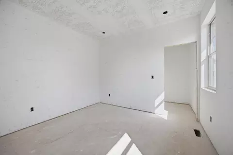 Bedroom - 206 Lore Ln, Hamilton, MT 59840 photo 4 of 6
