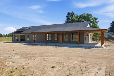 Exterior - 206 Lore Ln, Hamilton, MT 59840 photo 7 of 12