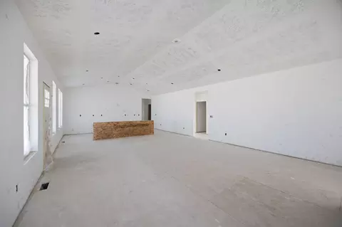 Living - 206 Lore Ln, Hamilton, MT 59840 photo 4 of 6