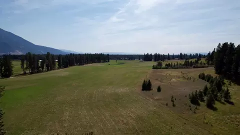 189 Patriots Ln, Columbia Falls, MT 59912