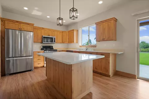 Kitchen - 1132 Clark Fork Dr, Kalispell, MT 59901 photo 1 of 2