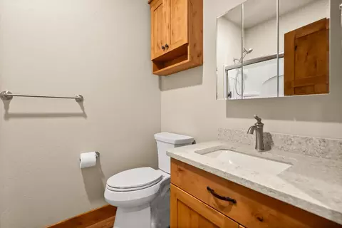 Bath - 1132 Clark Fork Dr, Kalispell, MT 59901 photo 1 of 3