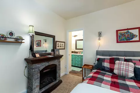 Bedroom - 343 Stumptown Loop, Whitefish, MT 59937 photo 3 of 6
