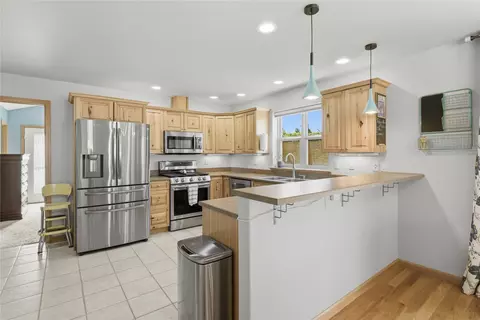 Kitchen - 940 Expedition Trl, Helena, MT 59602 photo 1 of 2