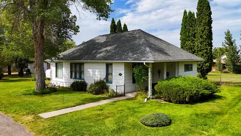 301 3rd Ave, Saint Ignatius, MT 59865