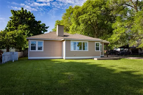 Exterior - 802 4th Ave E, Polson, MT 59860 photo 2 of 22