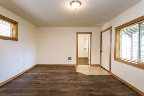 Living - 802 4th Ave E, Polson, MT 59860 photo 10 of 10