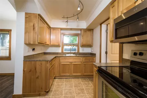 Kitchen - 802 4th Ave E, Polson, MT 59860 photo 6 of 6