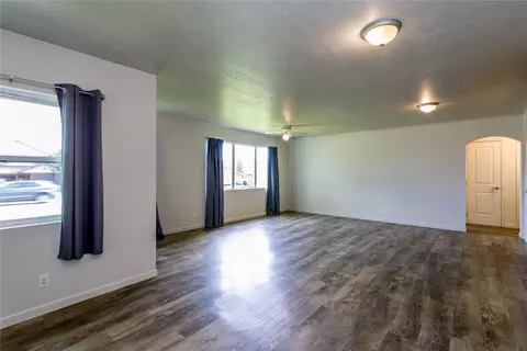 Living - 802 4th Ave E, Polson, MT 59860 photo 2 of 10