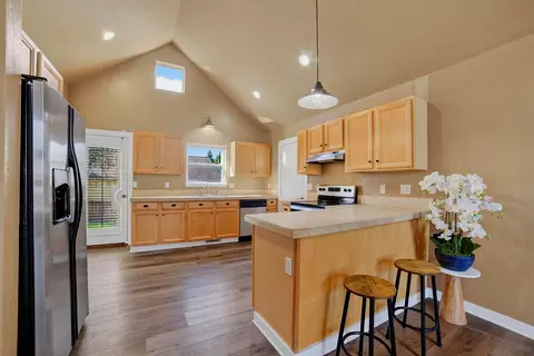 Kitchen - 214 Stage Ridge Rd, Bigfork, MT 59911 photo 1 of 5