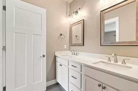 Bath - 3083 Lori Ln, Bozeman, MT 59718 photo 9 of 9