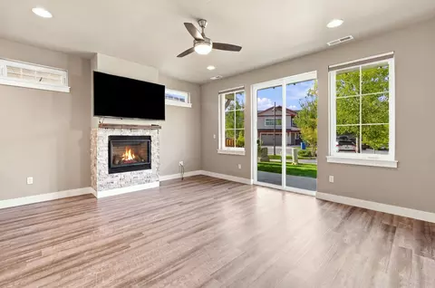Living - 3083 Lori Ln, Bozeman, MT 59718 photo 1 of 5