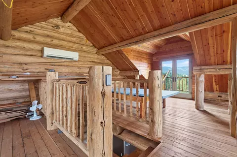 Entry Way - 420 Crow Rd, Garrison, MT 59731 photo 3 of 4