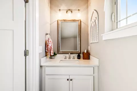 Bath - 3095 Lori Ln, Bozeman, MT 59718 photo 1 of 9