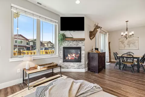 Living - 3095 Lori Ln, Bozeman, MT 59718 photo 1 of 4