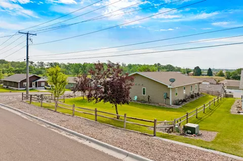 View/Area - 520 23rd St NE, Black Eagle, MT 59414 photo 2 of 7