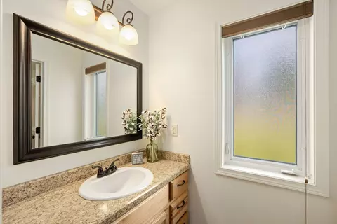 Bath - 520 23rd St NE, Black Eagle, MT 59414 photo 1 of 4