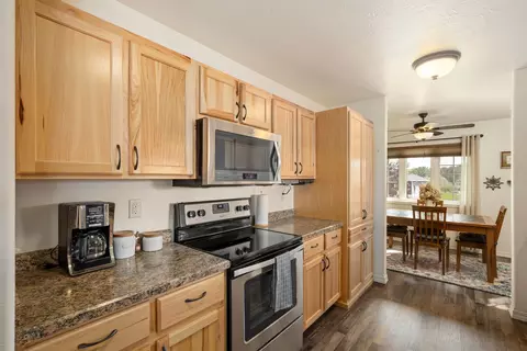 Kitchen - 520 23rd St NE, Black Eagle, MT 59414 photo 3 of 4
