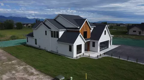 Exterior - 404 Jefferson St, Kalispell, MT 59901 photo 3 of 8